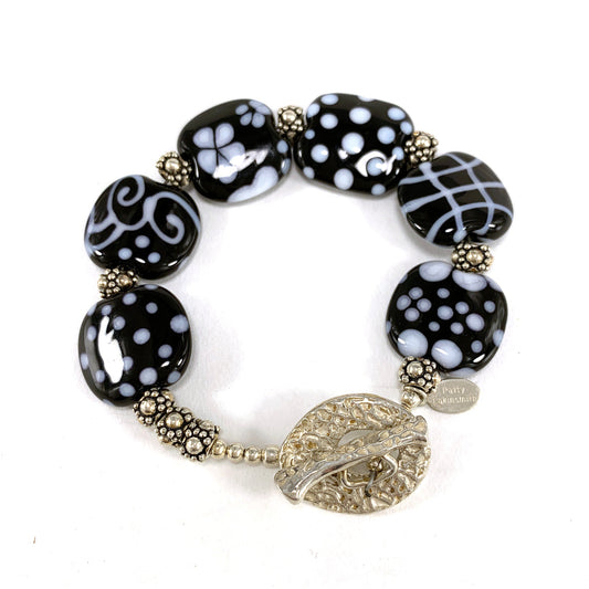 Black and White Glass Bead Bracelet - The Glass Acorn