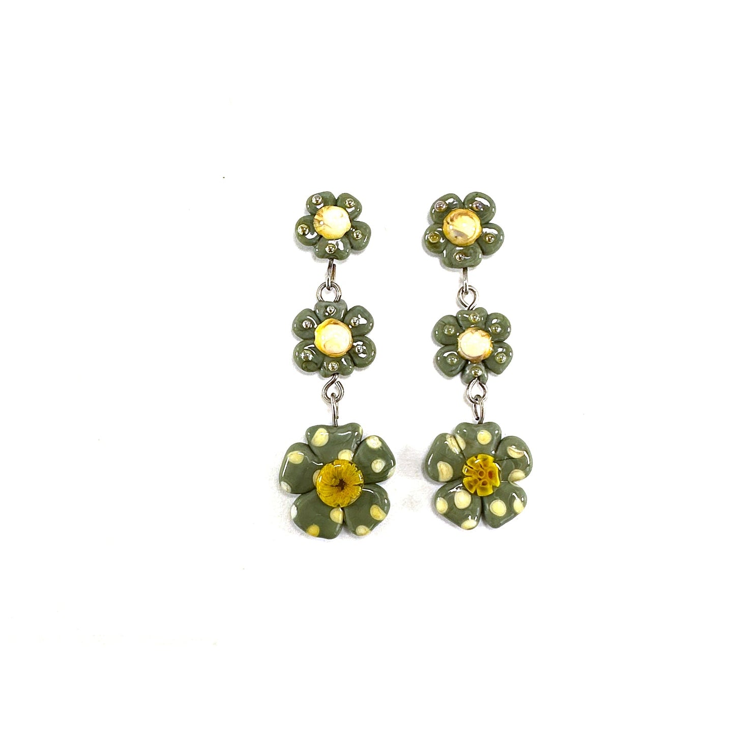 Daisy Chain Earrings - The Glass Acorn